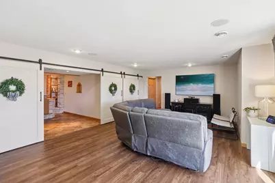 6801  Lorraine Cir, Racine, WI 53185 - Photo 13