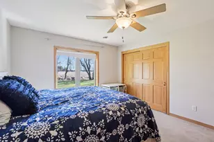 6801 Lorraine Cir, Racine, WI 53185 - Photo 37