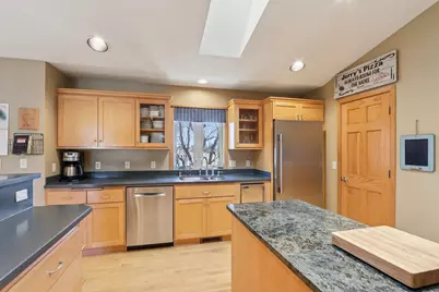 6801  Lorraine Cir, Racine, WI 53185 - Photo 25