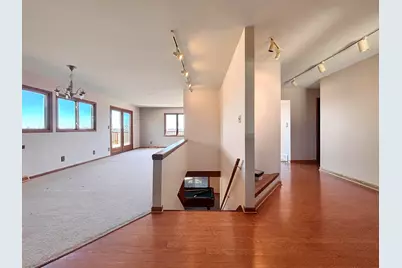 W270N198  Arrowhead Trl, Pewaukee, WI 53188 - Photo 3