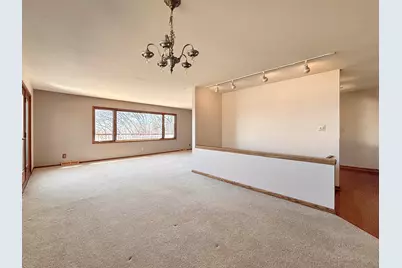 W270N198  Arrowhead Trl, Pewaukee, WI 53188 - Photo 5