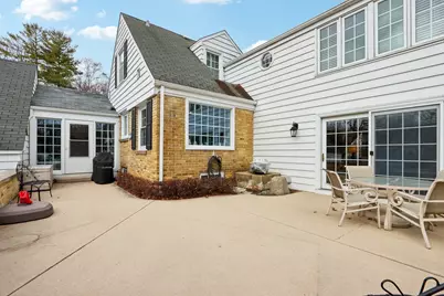 840  Kurtis Dr, Elm Grove, WI 53122 - Photo 39