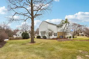 840 Kurtis Dr, Elm Grove, WI 53122 - Photo 43