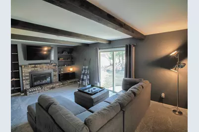 2401  Lander Ln, Waukesha, WI 53188 - Photo 15