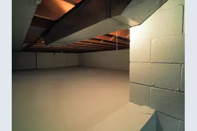 2401  Lander Ln, Waukesha, WI 53188 - Photo 35