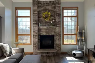 7439 Lee Rd, Hartford, WI 53027 - Photo 9