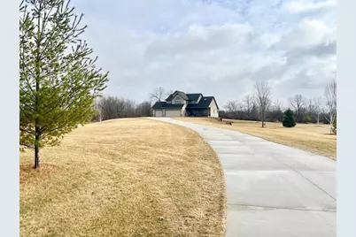 7439  Lee Rd, Hartford, WI 53027 - Photo 45