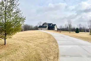 7439 Lee Rd, Hartford, WI 53027 - Photo 45