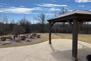 7439 Lee Rd, Hartford, WI 53027 - Photo 7