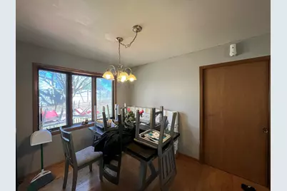 6908 W Greenbrook Ct, Milwaukee, WI 53223 - Photo 23