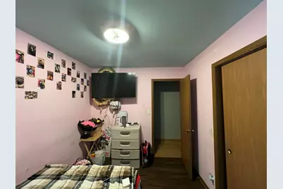 6908 W Greenbrook Ct, Milwaukee, WI 53223 - Photo 35