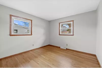 4884 W Willow Rd, Brown Deer, WI 53223 - Photo 23