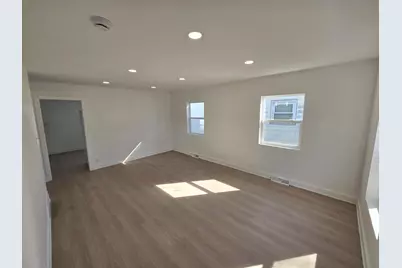 4578 N 127th St, Butler, WI 53007 - Photo 13