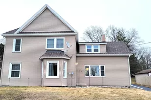 1909 Salisbury Rd, West Bend, WI 53090 - Photo 1