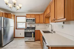 4271 S 5th St, Milwaukee, WI 53207 - Photo 7