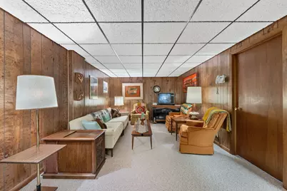 1217  Fairway Dr, Racine, WI 53405 - Photo 19