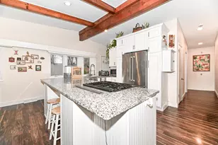 17835 Maple Tree Ln, Brookfield, WI 53045 - Photo 3