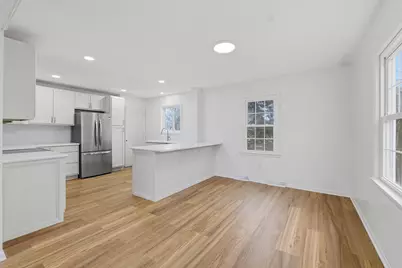 242  Wisconsin St, Mayville, WI 53050 - Photo 5