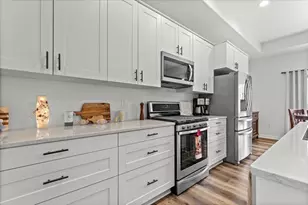 510 N Helena St, Campbellsport, WI 53010 - Photo 13