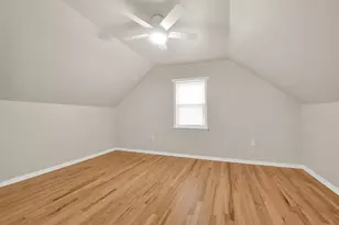 8441 W Lisbon Ave, Milwaukee, WI 53222 - Photo 9