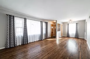 9825 W Concordia Ave, Milwaukee, WI 53222 - Photo 7