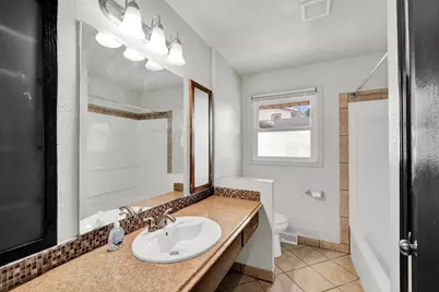 7679 S Lenox Ave, Milwaukee, WI 53154 - Photo 7