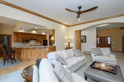 18840  Saratoga Ct, Brookfield, WI 53045 - Photo 19