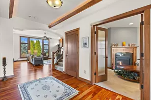 W243N2743 Creekside Dr, Pewaukee, WI 53072 - Photo 13