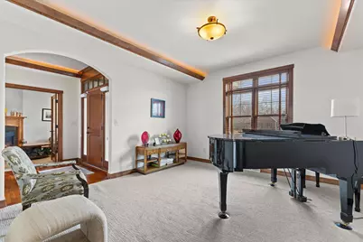 W243N2743  Creekside Dr, Pewaukee, WI 53072 - Photo 29