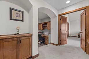 W243N2743 Creekside Dr, Pewaukee, WI 53072 - Photo 35