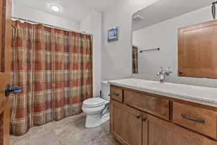 W243N2743 Creekside Dr, Pewaukee, WI 53072 - Photo 45