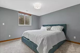 W243N2743 Creekside Dr, Pewaukee, WI 53072 - Photo 53