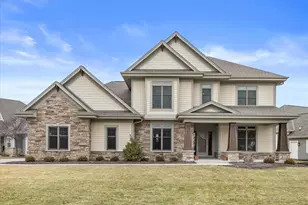 W243N2743 Creekside Dr, Pewaukee, WI 53072 - Photo 57