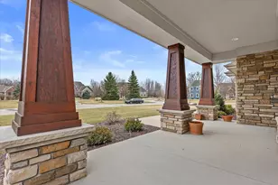 W243N2743 Creekside Dr, Pewaukee, WI 53072 - Photo 59