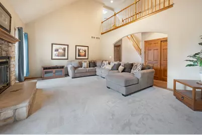 4075  Wexford Cir, Richfield, WI 53076 - Photo 7