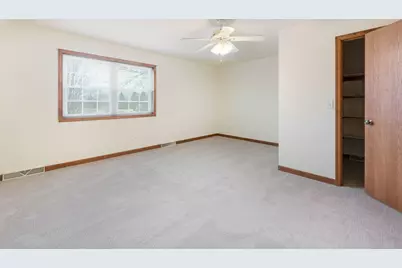 4075  Wexford Cir, Richfield, WI 53076 - Photo 13