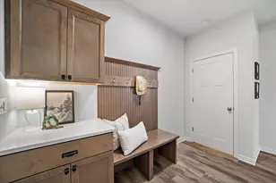 544 Wild Oak Rd, Hartland, WI 53029 - Photo 19