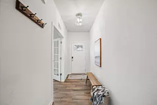 544 Wild Oak Rd, Hartland, WI 53029 - Photo 3