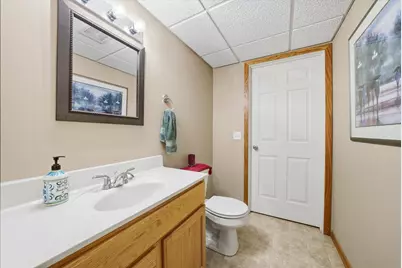944  Ridgeway Cir, Fredonia, WI 53021 - Photo 25