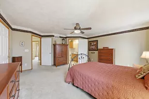 944 Ridgeway Cir, Fredonia, WI 53021 - Photo 13