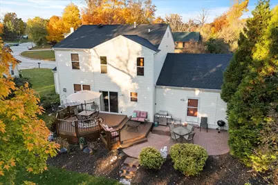 944  Ridgeway Cir, Fredonia, WI 53021 - Photo 33