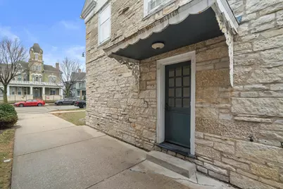 917  Main St, Racine, WI 53403 - Photo 21
