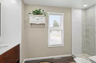 1610 Liberty St, Racine, WI 53404 - Photo 23