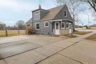4157 S 20th St, Milwaukee, WI 53221 - Photo 41