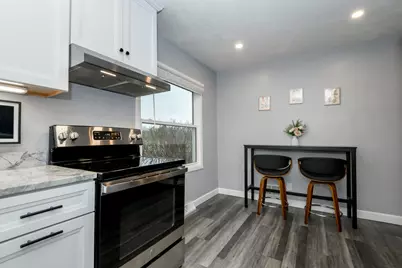 4157 S 20th St, Milwaukee, WI 53221 - Photo 9