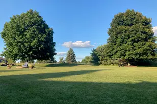 W292N3296 Summerhill Rd, Delafield, WI 53072 - Photo 91