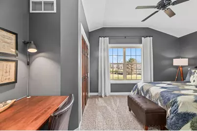 W292N3296  Summerhill Rd, Delafield, WI 53072 - Photo 35