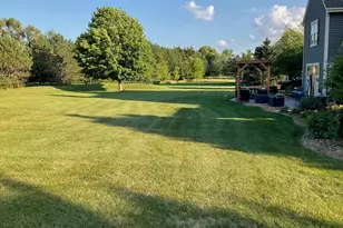 W292N3296 Summerhill Rd, Delafield, WI 53072 - Photo 77