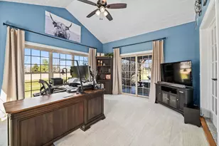 W292N3296 Summerhill Rd, Delafield, WI 53072 - Photo 21