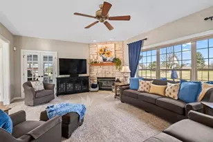 W292N3296 Summerhill Rd, Delafield, WI 53072 - Photo 5